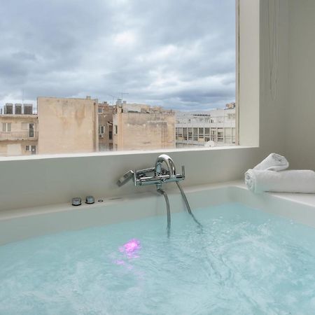Dema Luxury Suites - Perikleous E8 Athena Bagian luar foto