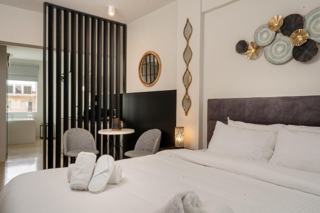 Dema Luxury Suites - Perikleous E8 Athena Bagian luar foto